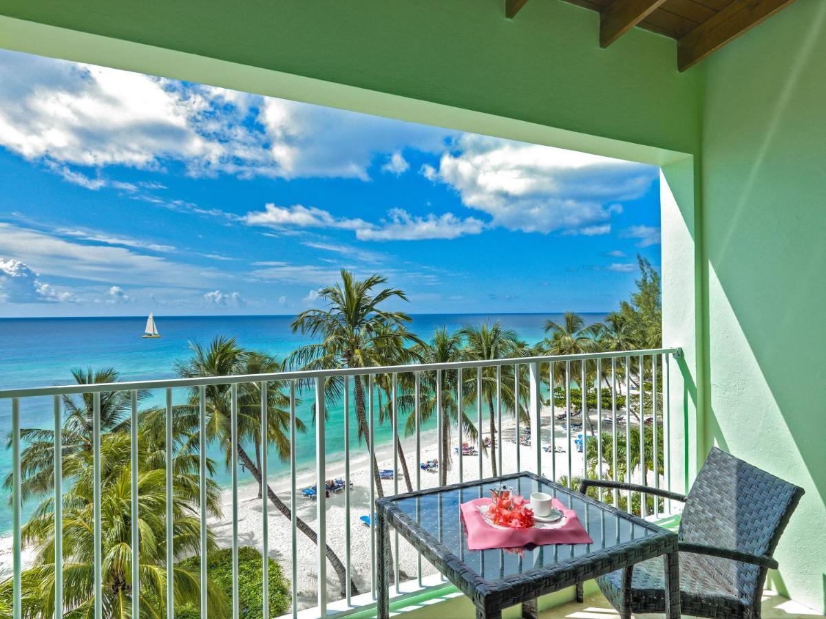 Courtyard By Marriott Bridgetown, Barbados Hotel Екстериор снимка