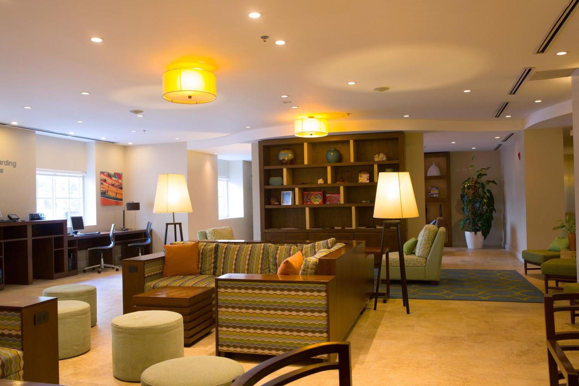 Courtyard By Marriott Bridgetown, Barbados Hotel Екстериор снимка