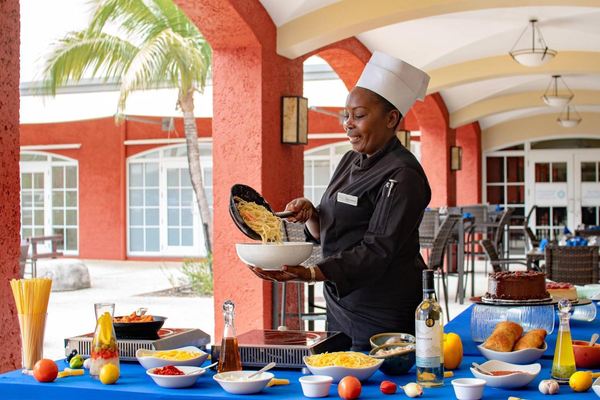 Courtyard By Marriott Bridgetown, Barbados Hotel Екстериор снимка
