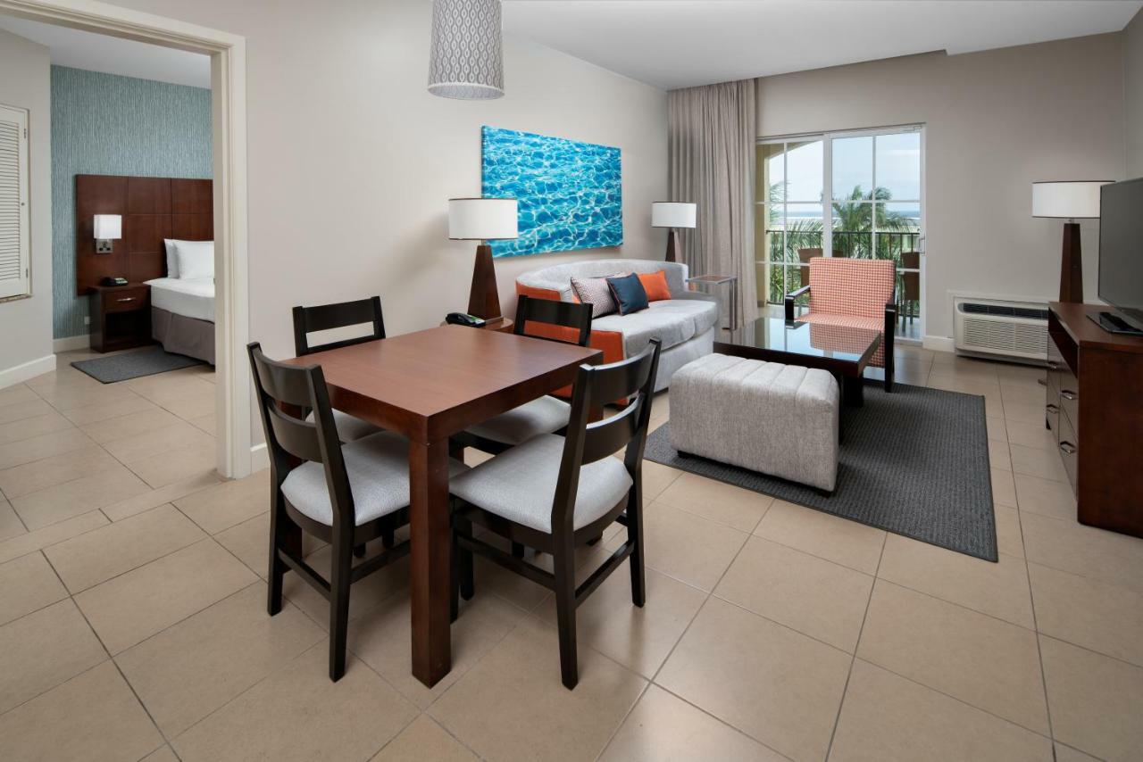 Courtyard By Marriott Bridgetown, Barbados Hotel Екстериор снимка